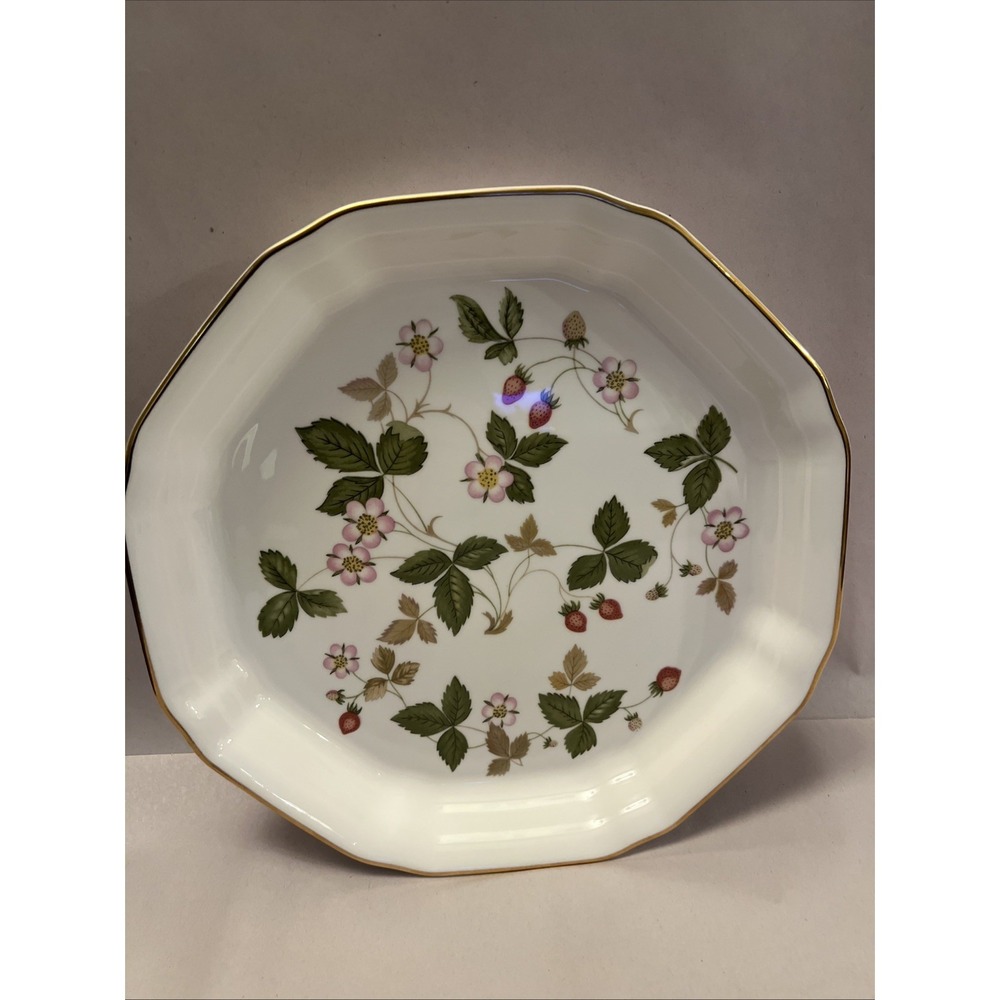 Wedgwood Wild Strawberry Bone China Octagonal 8 Sided Plate Bowl Dish England